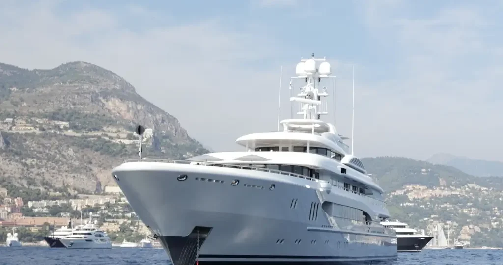 Vinyl Boat Wrap